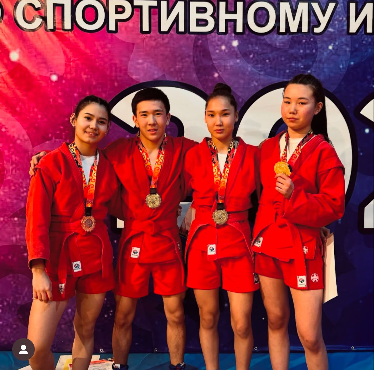 Студентка ПК МУКР Мирова Акылай награждена медалью Федерации САМБО КР!